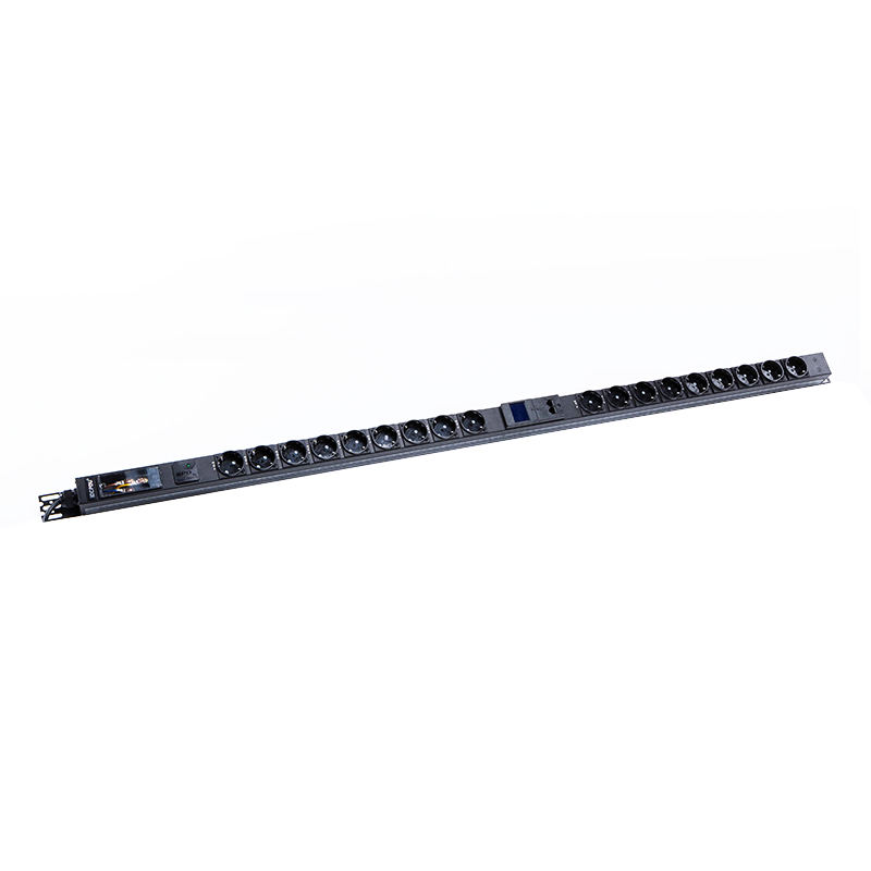 18 udtag Tyskland 1U overspændingsbeskyttelse Hot Swappable RS485 Metered Rack PDU