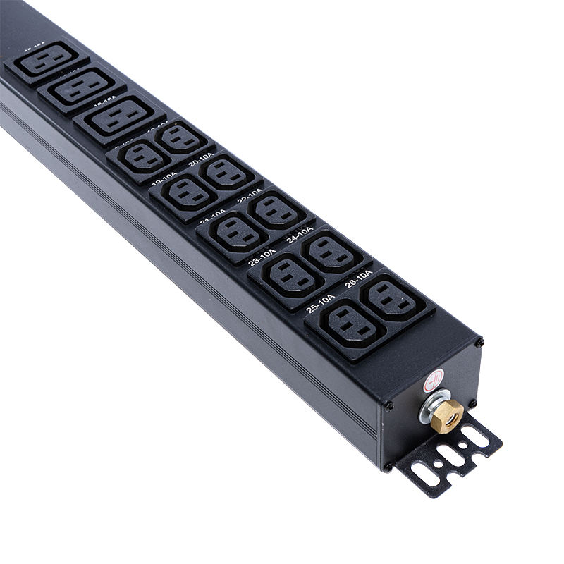 TCP/IP Intelligent Rack PDU 26 udtag IEC C13 /C19 1,5U flydende magnetisk kredsløbsafbryder Lodret