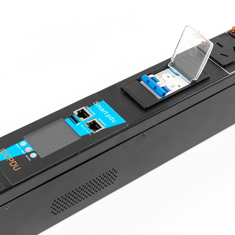 Air Circuit Breaker 16-udtag lodret TCP/IP-sensor øko Smart Rack Pdu