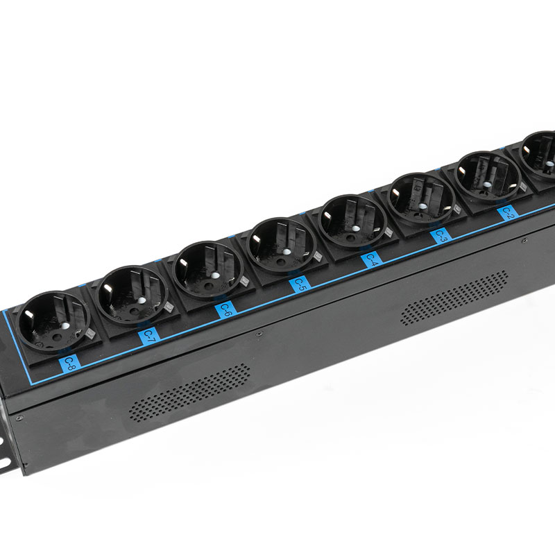 Hydraulisk magnetisk kredsløb 16-udtag lodret TCP/IP-sensor øko Smart Rack Pdu