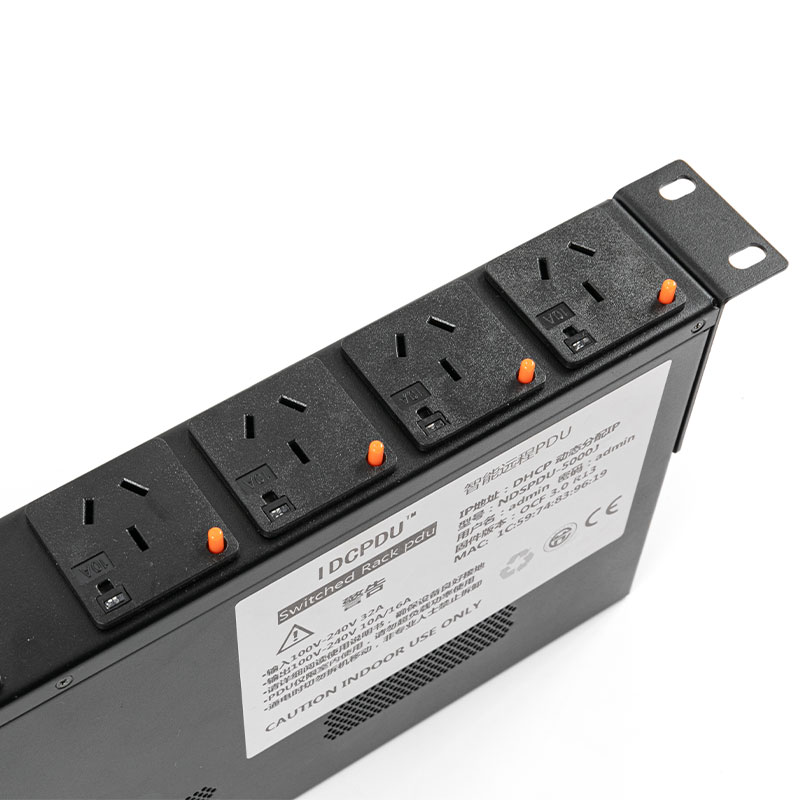 8-udtag vandret TCP/IP-sensorafbryder eco Smart Rack Pdu 1U