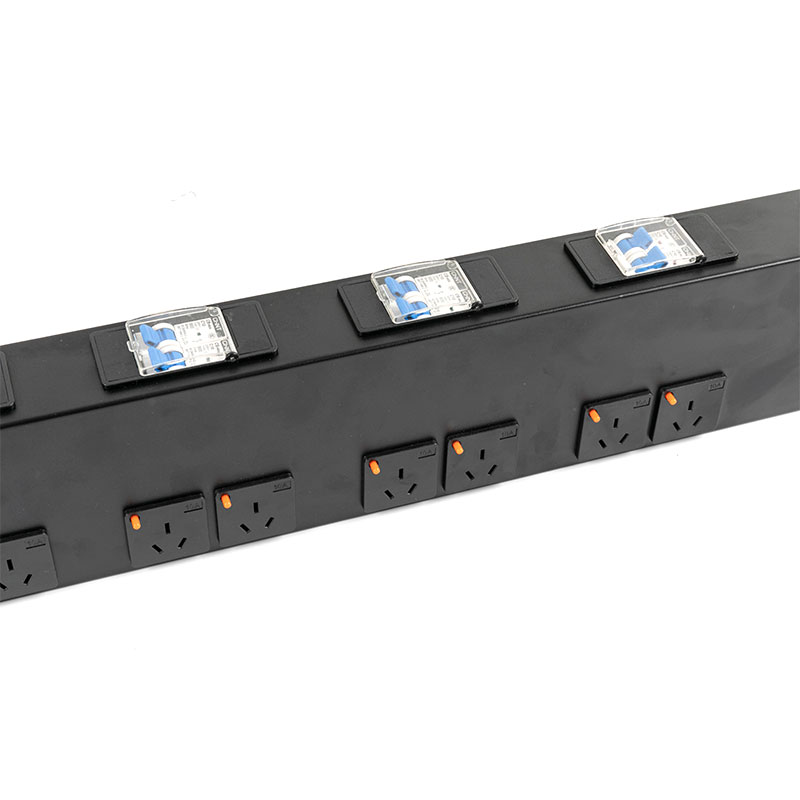 16-udtag lodret afbryder Switched Rack Pdu