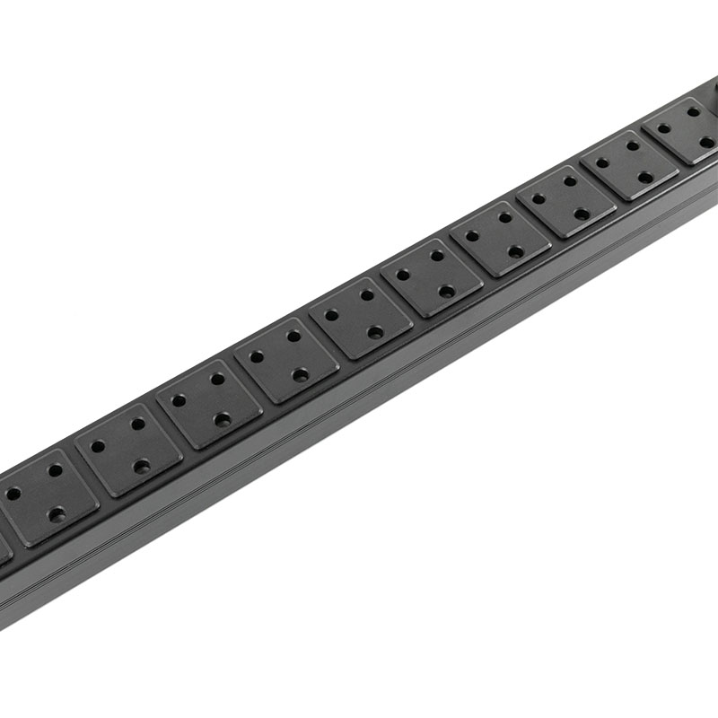 18-udtag Sydafrika Vertical Surge Protection Breaker Switched Rack Pdu